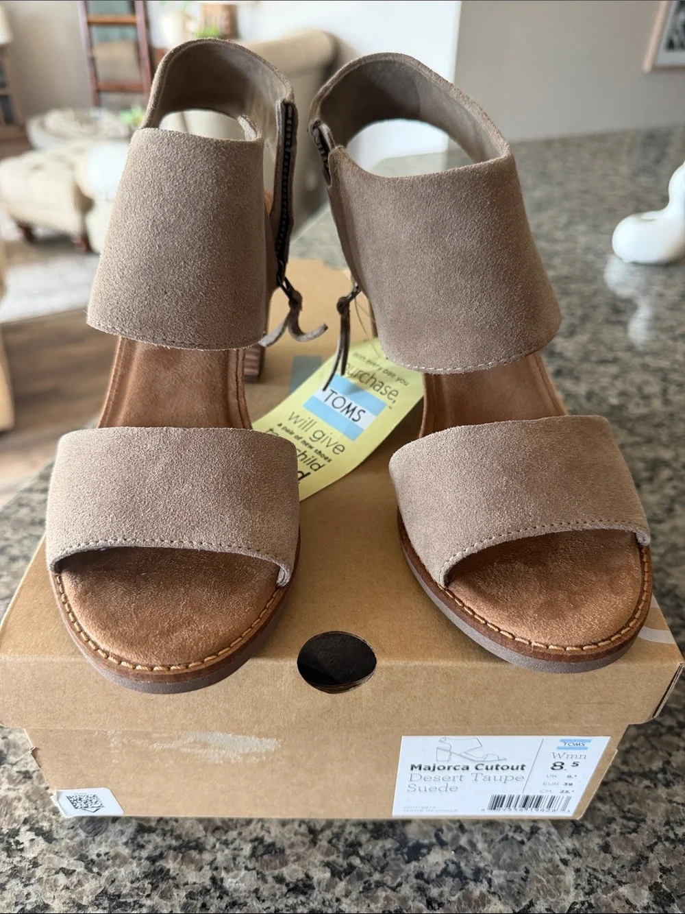 NIB Tom’s Majorca Cutout Heeled Sandal in Desert Taupe Suede